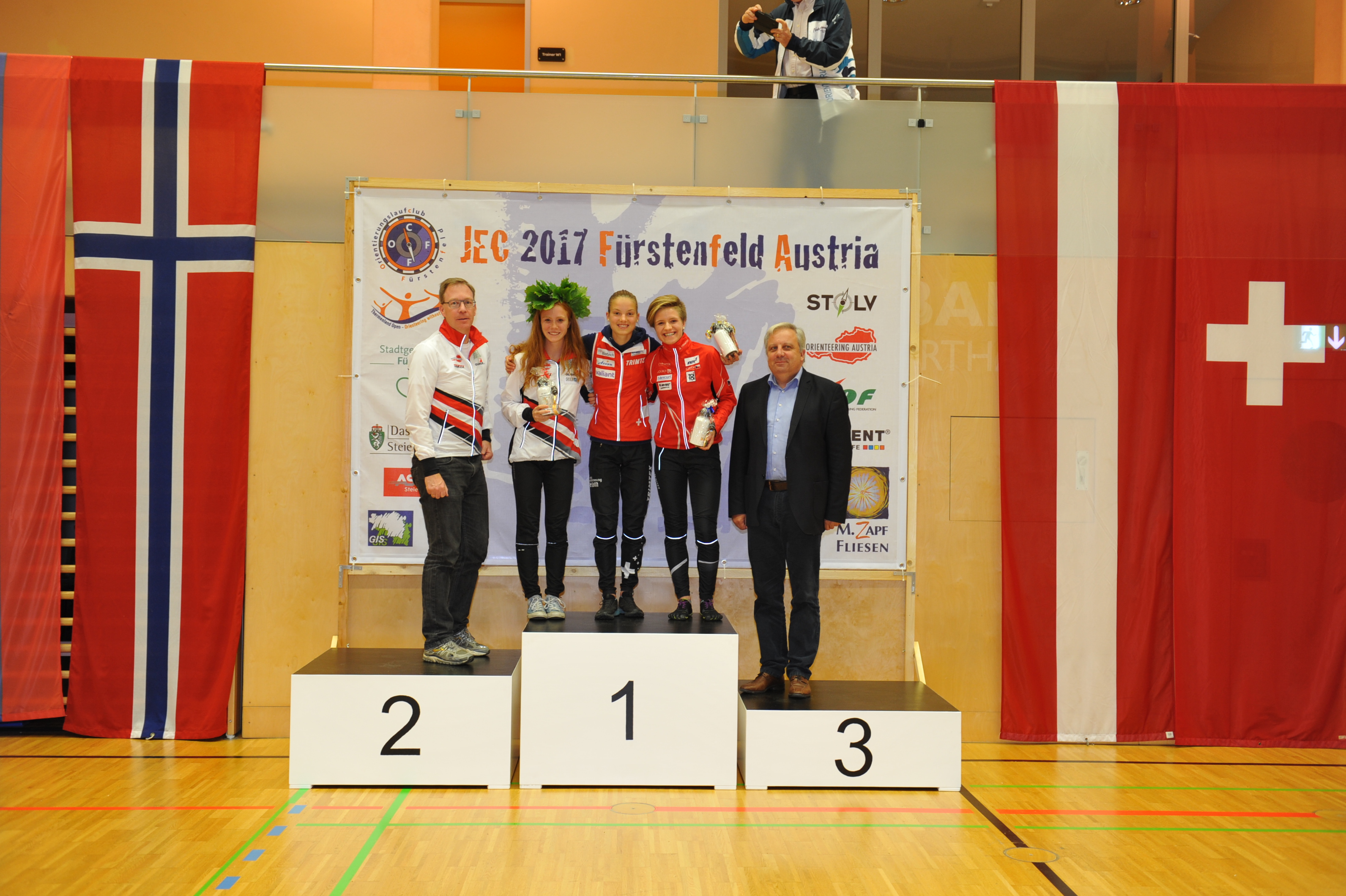 Siegerehrung mit Johanna Trummer auf Platz 2